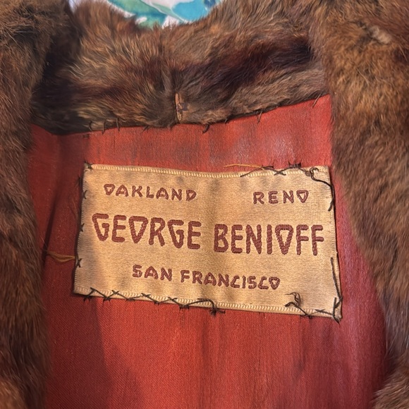 Gorgeous Brown Fur Coat GEORGE BENIOFF Oakland Reno San Francisco Sz L Shawl - Picture 4 of 12
